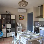 Chez Francis & Valerie Villegailhenc