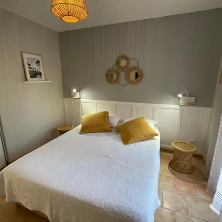 Chez Francis & Valerie Holiday home Villegailhenc